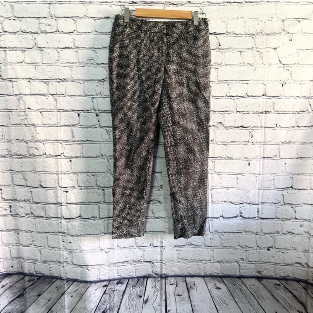 WHITE HOUSE BLACK MARKET Skinny pants size 00P